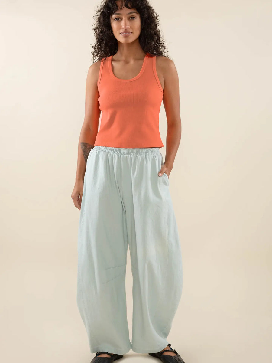Light Wash Barrel Pant