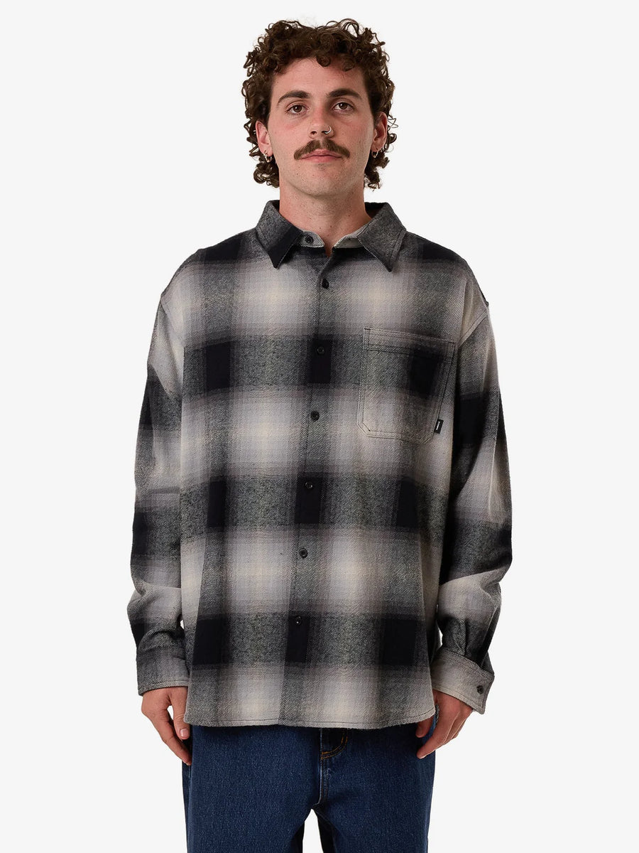 Barrio Flannel Shirt in Black