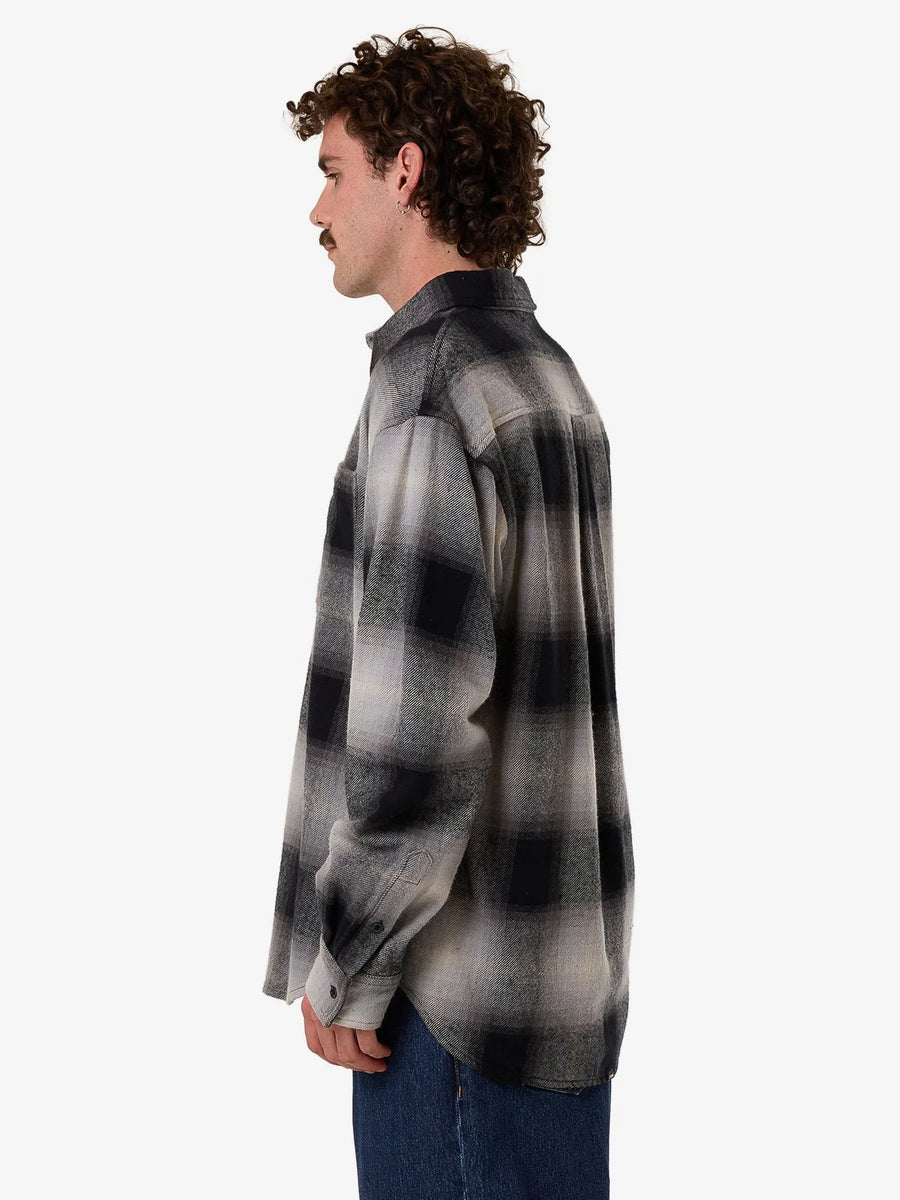 Barrio Flannel Shirt in Black