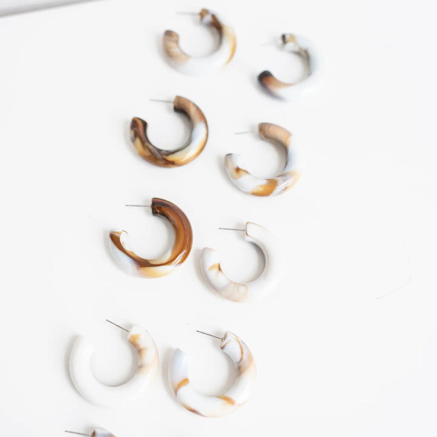 Chunky Marble Hoops in Latte