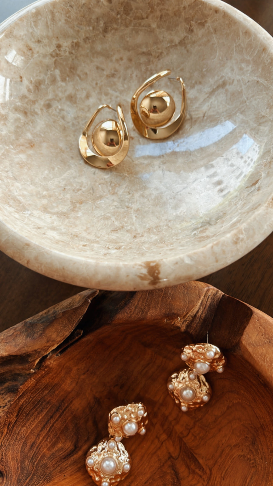 Saturn Earrings in Gold