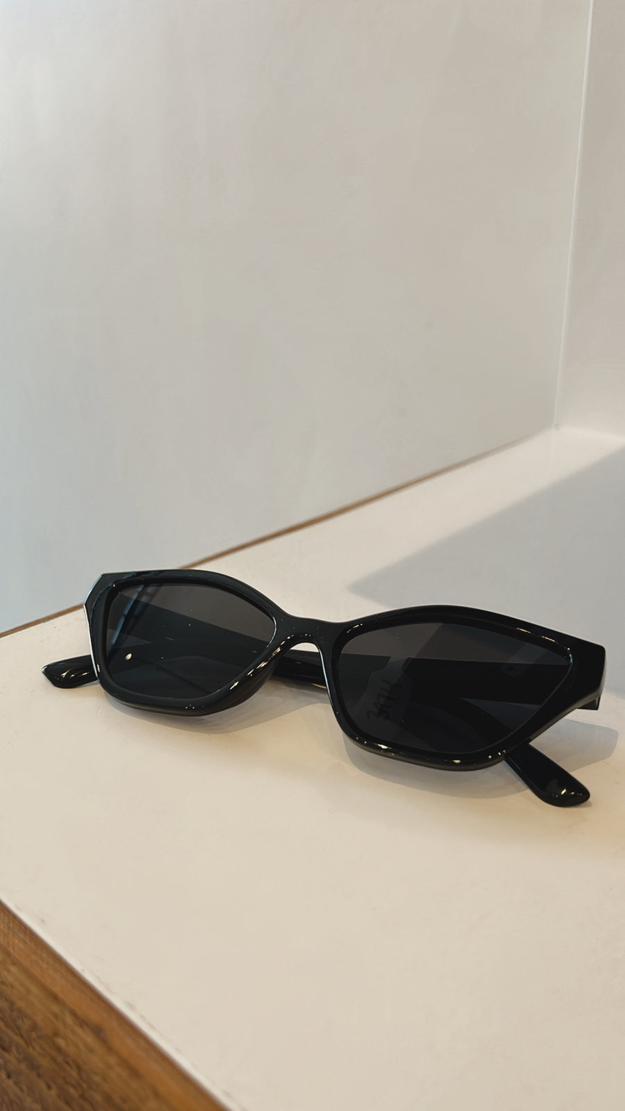Angular Sunglasses in Black
