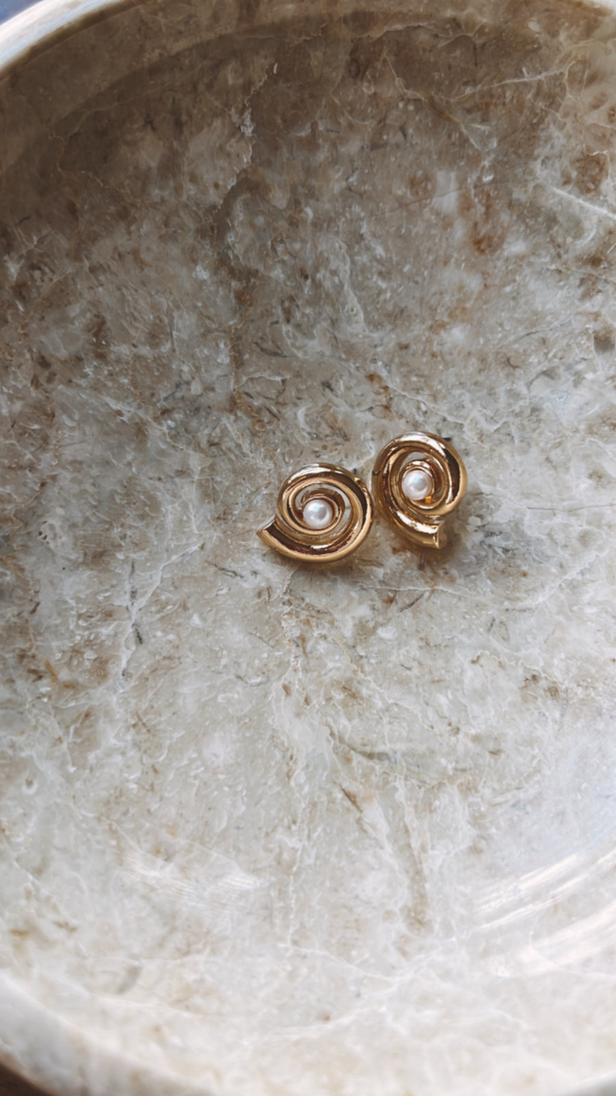 Swirl Pearl Earrings