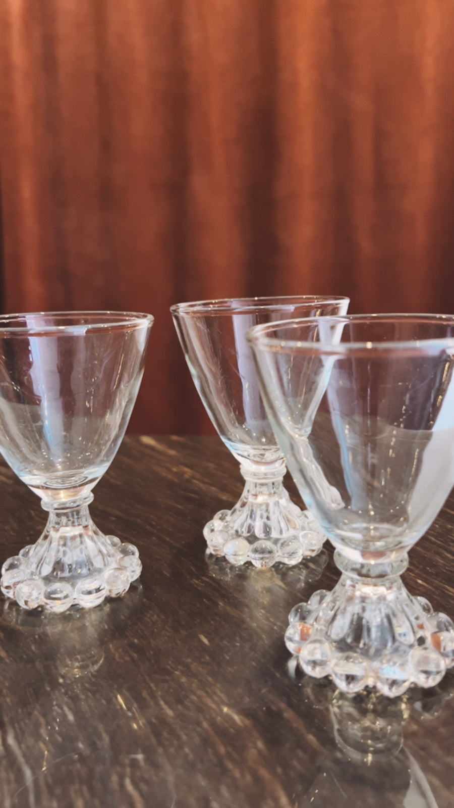 Upperline Vintage Bubble Coupe Glasses || Set of 4